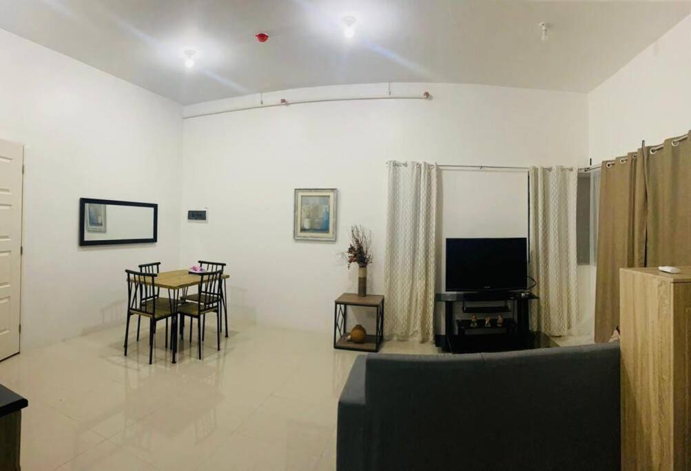 شقة Deluxe Studio Unit At Modena Town Sq Tunghaan المظهر الخارجي الصورة